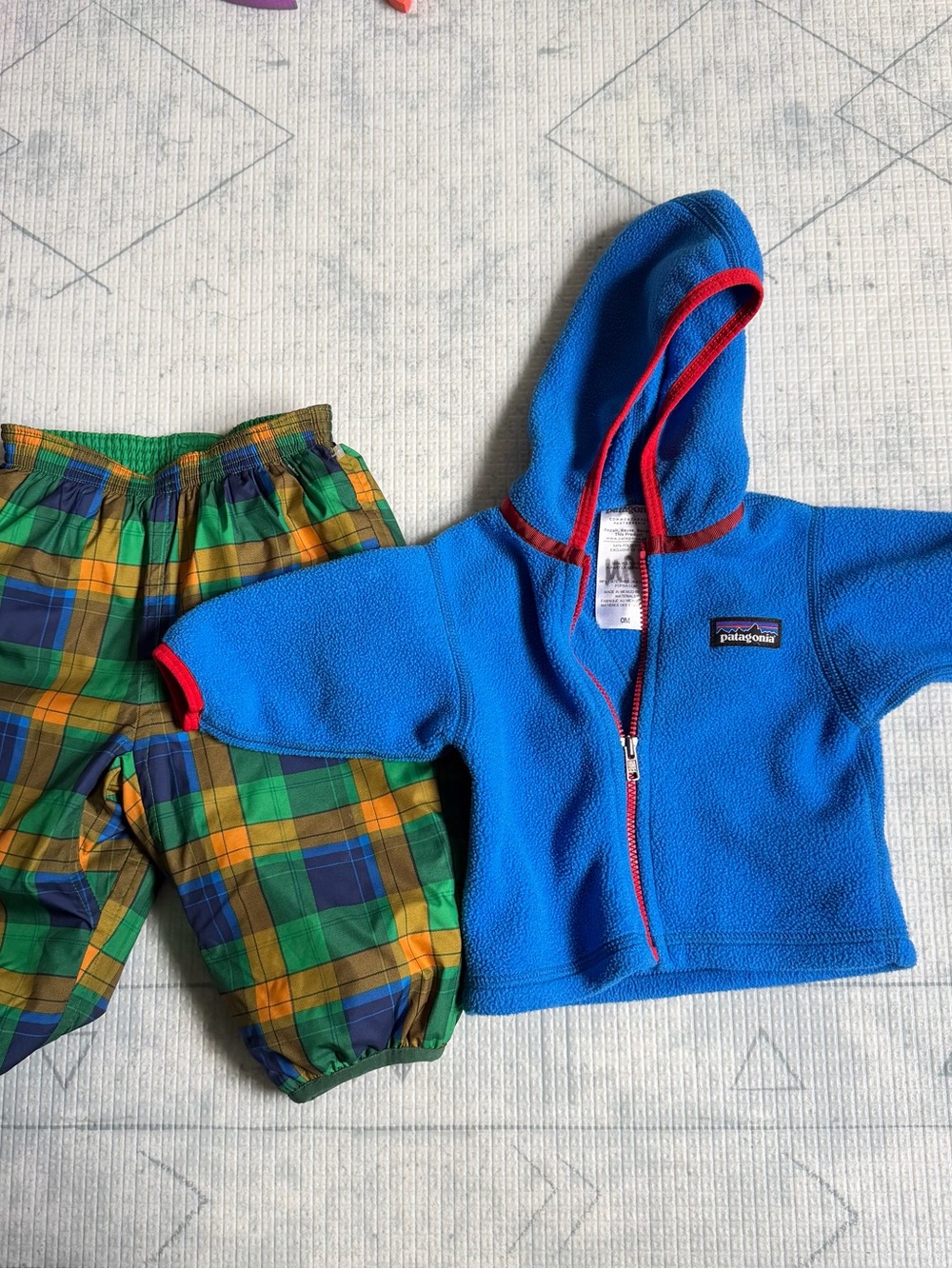 Patagonia bundle size 0-3 months